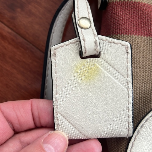 Burberry Canvas House Check Small Henham Crossbody White - Picture 15 of 16